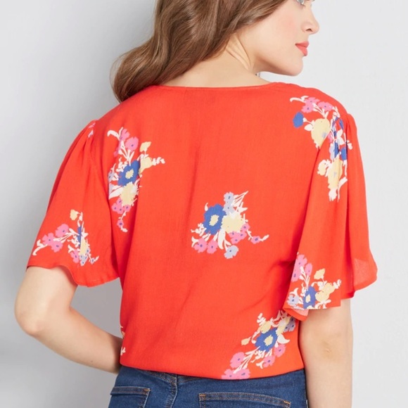 ModCloth Breezy Tendency Crop Top, Size M - Picture 3 of 9
